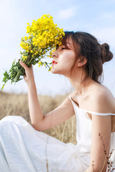 一边说嗯一边喘气的声音怎么形容